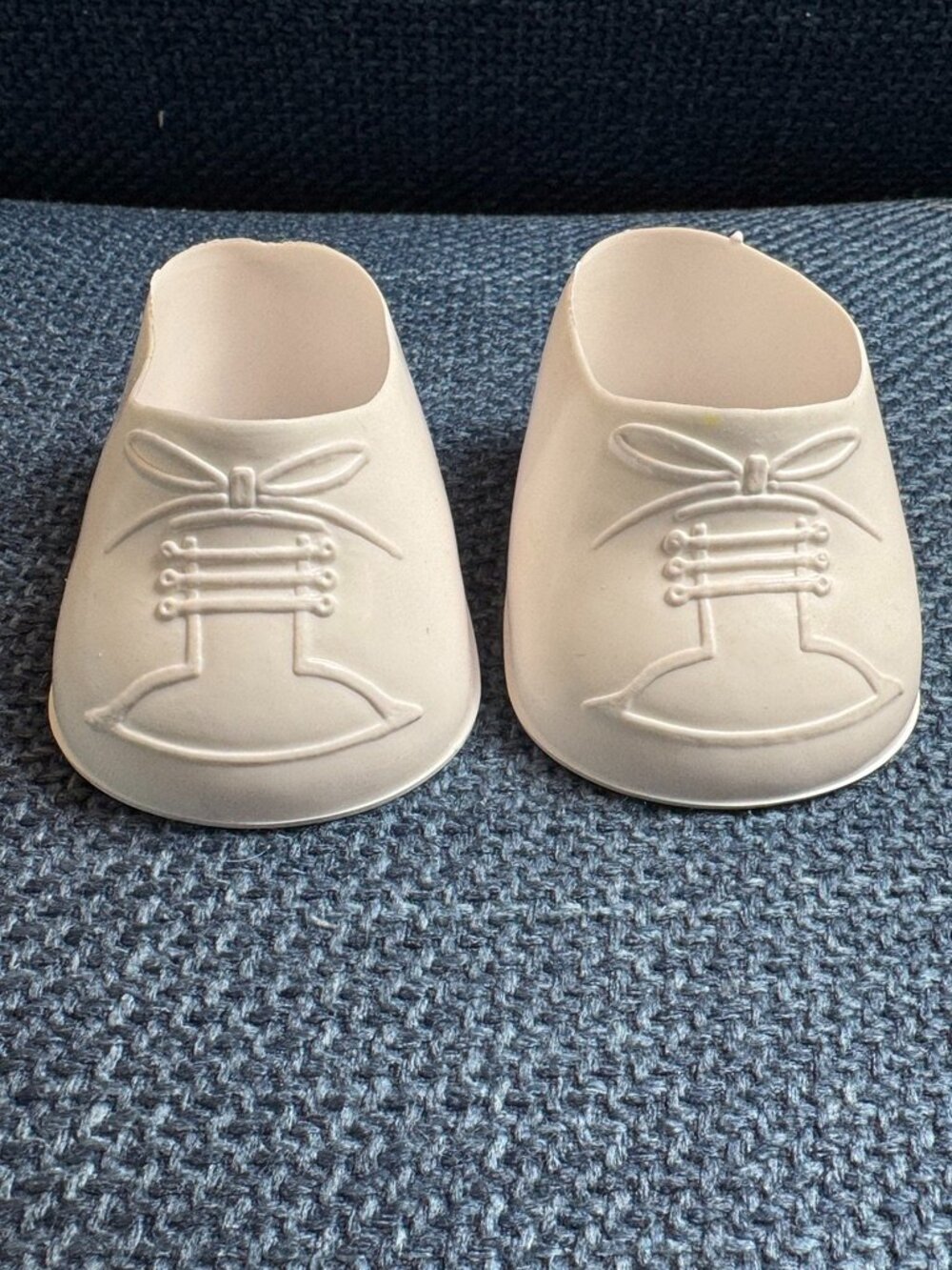 Totsy Doll Shoes GDA 13 fits Cabbage Patch White Plastic Hong Kong Vintage 1980s